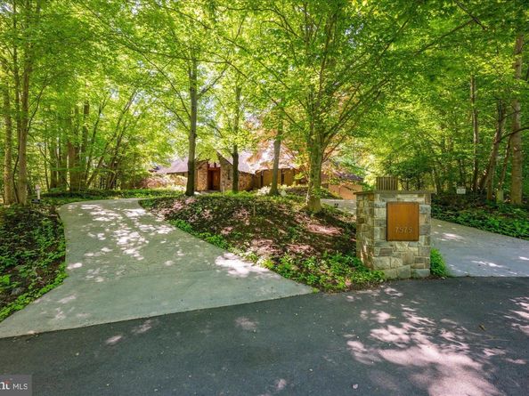 7575 Potomac Falls Road, Mclean VA 22102