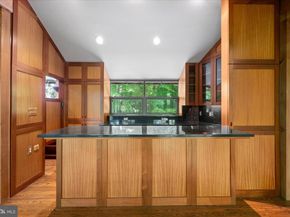 7575 Potomac Falls Road, Mclean VA 22102