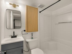 43 T Street NW, Washington DC 20001
