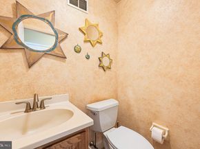 149 Susan Drive, Elkins Park PA 19027