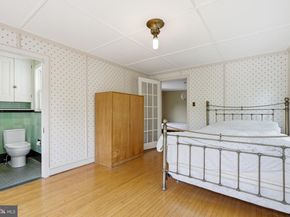 404 Oak Lane, Wayne PA 19087