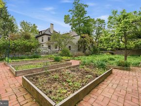 404 Oak Lane, Wayne PA 19087