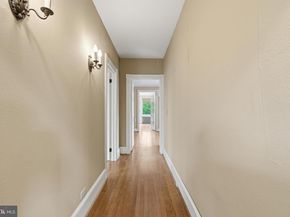 404 Oak Lane, Wayne PA 19087