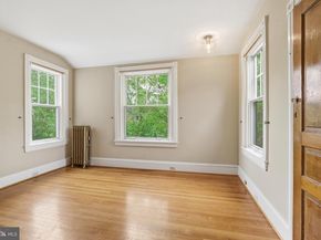404 Oak Lane, Wayne PA 19087