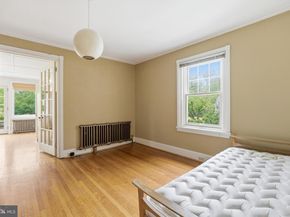 404 Oak Lane, Wayne PA 19087