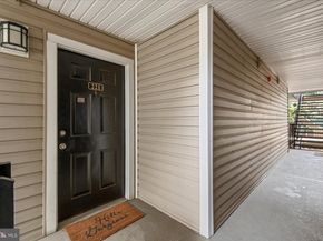 3308 Wyndham Circle 221, Alexandria VA 22302