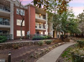 3308 Wyndham Circle 221, Alexandria VA 22302