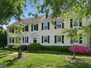 2900 13TH Street S 102, Arlington VA 22204