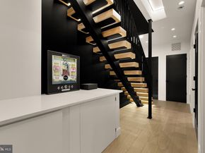 2534 11TH Street NW 1, Washington DC 20001