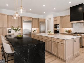 2816 N Jefferson Street, Arlington VA 22207