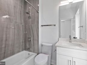 2816 N Jefferson Street, Arlington VA 22207