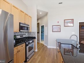 181 E Reed Avenue 411, Alexandria VA 22305
