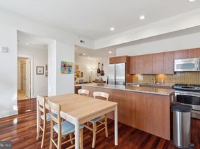 1101 Locust Street 3C, Philadelphia PA 19107