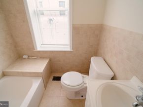 621 N 35TH Street, Philadelphia PA 19104