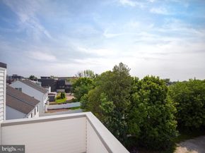 303 Fountain Street, Philadelphia PA 19128