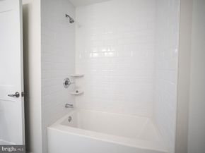 303 Fountain Street, Philadelphia PA 19128