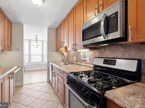 3600 Conshohocken Avenue 2003, Philadelphia PA 19131