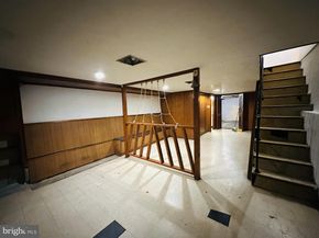 2305 S 9TH Street, Philadelphia PA 19148