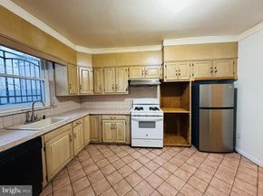 2305 S 9TH Street, Philadelphia PA 19148