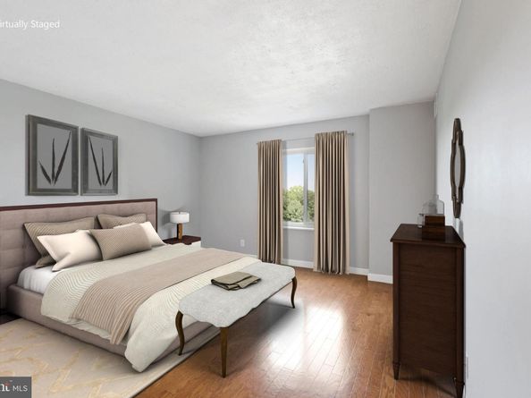 8340 Greensboro Drive 802, Mc Lean VA 22102