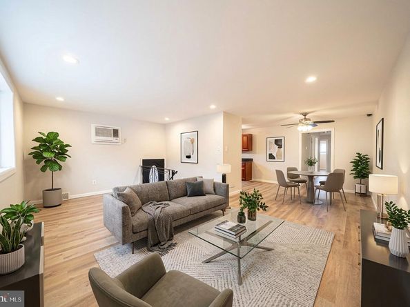 2306 Strahle Street, Philadelphia PA 19152