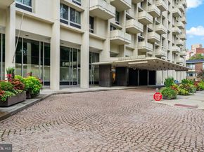 604 S Washington Square 309, Philadelphia PA 19106