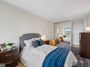 604 S Washington Square 309, Philadelphia PA 19106