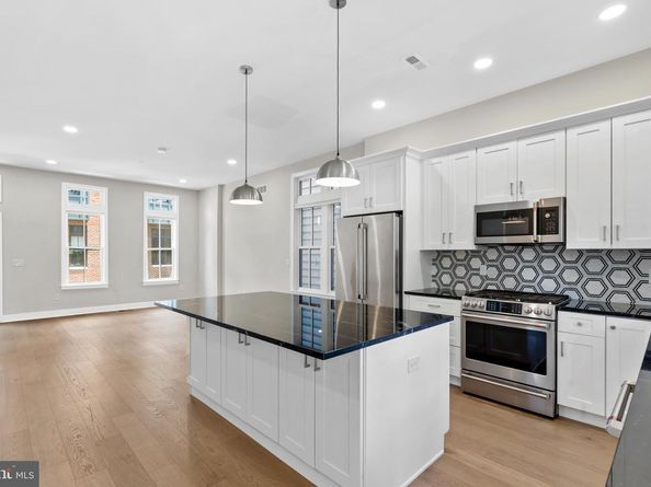 113 Thornton Lane, Newtown PA 18940