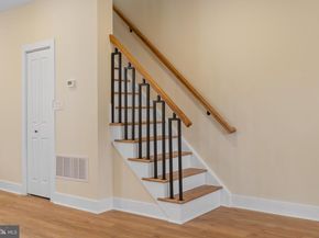 530 Arthur Street, Philadelphia PA 19111
