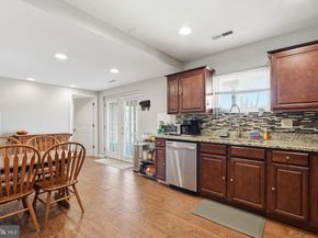 721 Upham Place NW, Vienna VA 22180