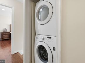 721 Upham Place NW, Vienna VA 22180