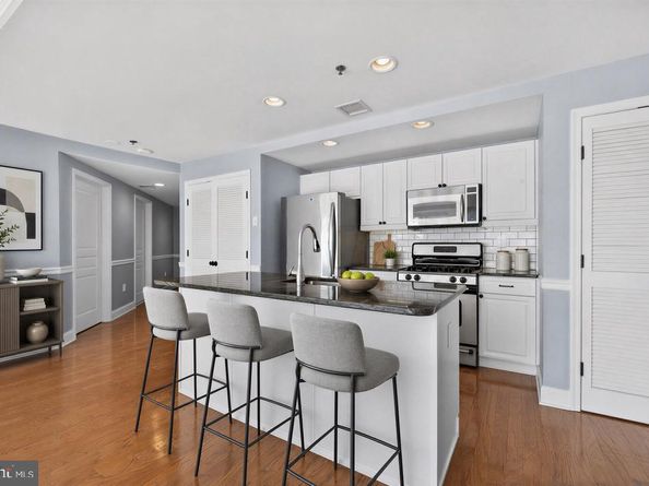 1331 Grand St 605, Hoboken NJ 07030