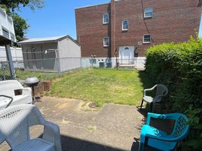 9888 Garvey Drive, Philadelphia PA 19114