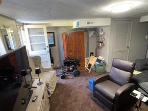 9888 Garvey Drive, Philadelphia PA 19114
