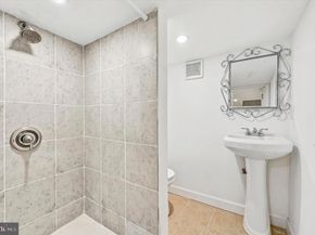 1031 Winton Street, Philadelphia PA 19148