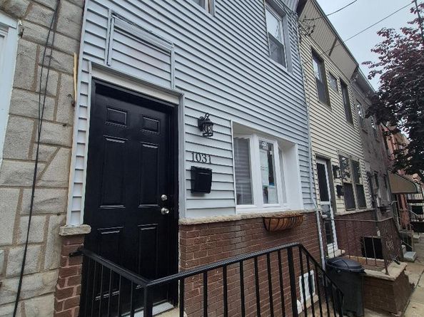 1031 Winton Street, Philadelphia PA 19148