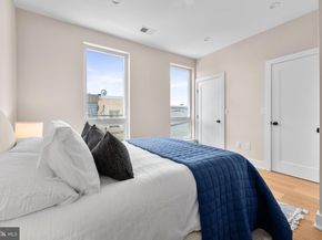 909 Emily Street, Philadelphia PA 19148
