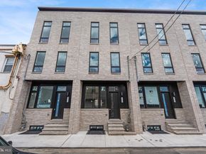 909 Emily Street, Philadelphia PA 19148