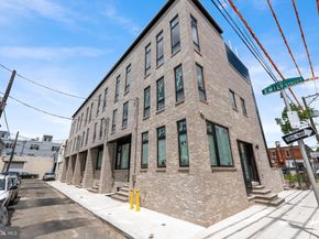 909 Emily Street, Philadelphia PA 19148