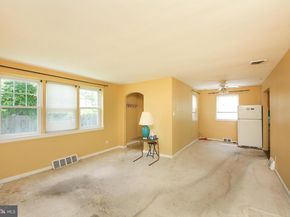 9210 Horatio Road, Philadelphia PA 19114