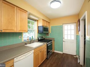 9210 Horatio Road, Philadelphia PA 19114