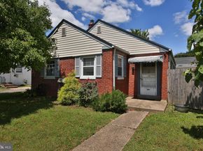 9210 Horatio Road, Philadelphia PA 19114