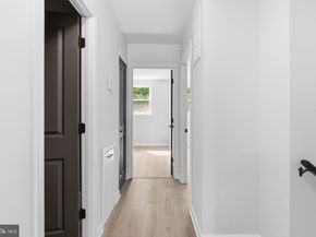 11112 Dora Drive, Philadelphia PA 19154