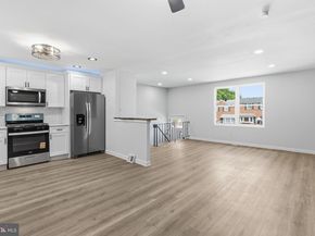 11112 Dora Drive, Philadelphia PA 19154
