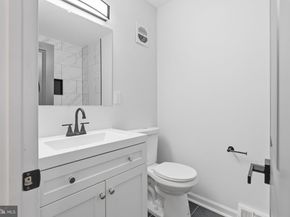11112 Dora Drive, Philadelphia PA 19154