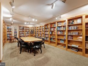 1800 Old Meadow Road 713, Mclean VA 22102