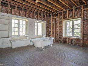 3-5 E Chestnut Hill Avenue, Philadelphia PA 19118
