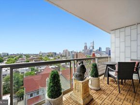 2401 Pennsylvania Avenue 15C49, Philadelphia PA 19130