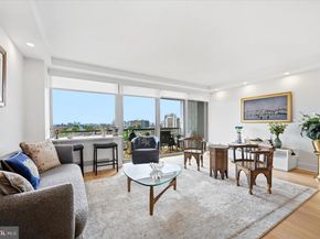 2401 Pennsylvania Avenue 15C49, Philadelphia PA 19130