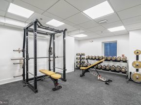 160 N 2nd Street 3R, Philadelphia PA 19106